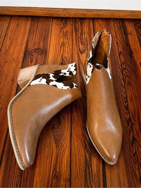 Women's Tan Leather Cowprint Accent Ankle Boots